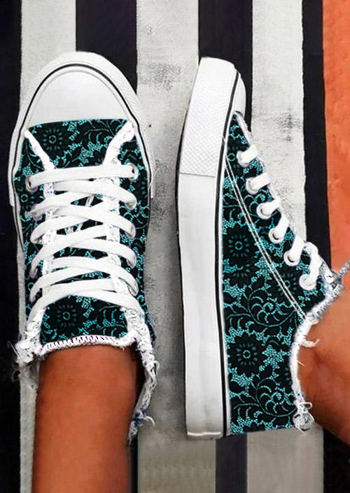 

Sneakers Floral Lace Up Flat Sneakers in Multicolor. Size: ,38,39,40,41