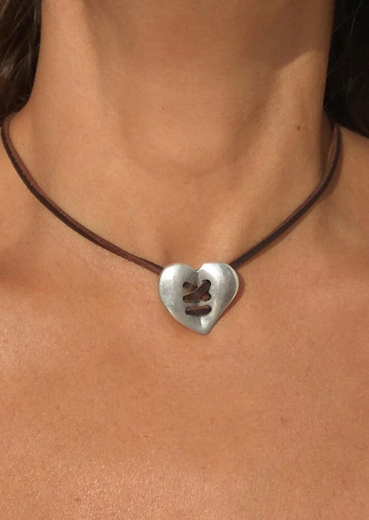 

Necklaces Heart Alloy Pendant Necklace in Silver. Size