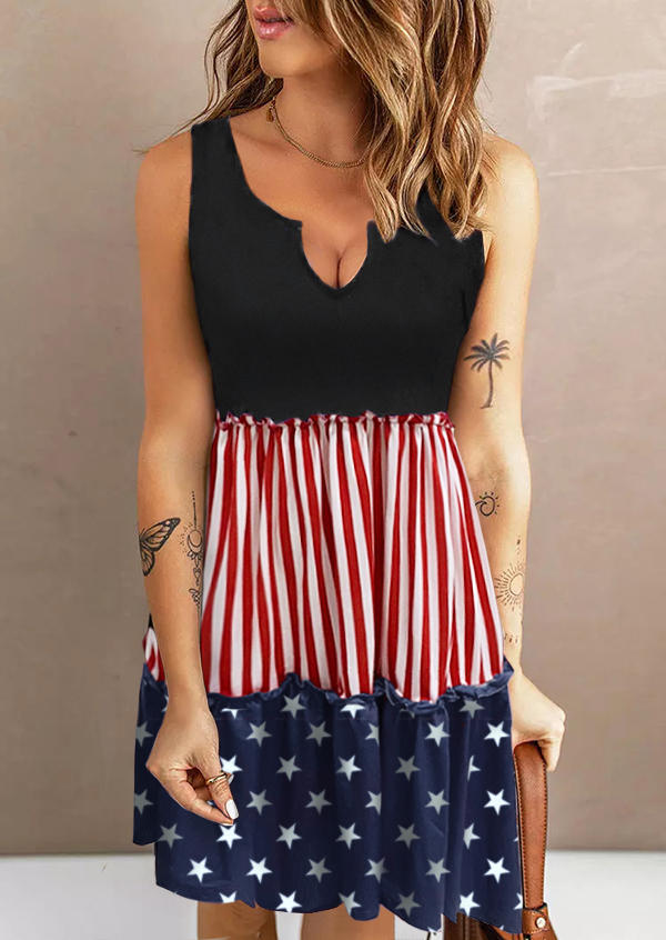 

Mini Dresses American Flag Ruffled Notched Neck Mini Dress in Multicolor. Size: ,XL