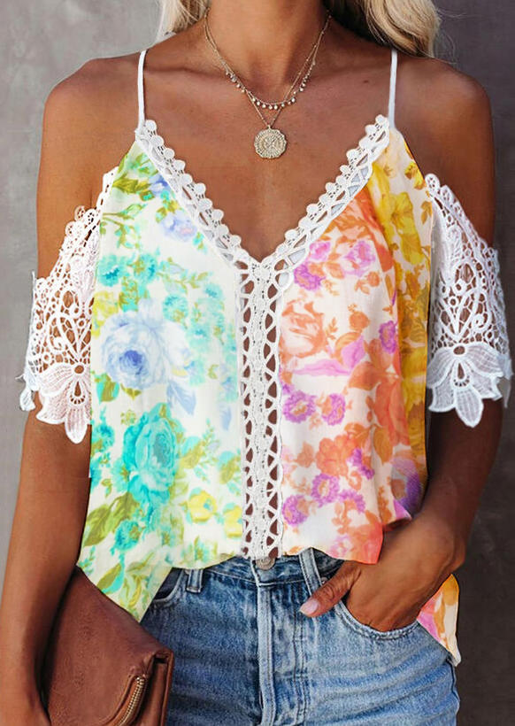 

Blouses Floral Lace Splicing Hollow Out Blouse in Multicolor. Size: L,M,,XL