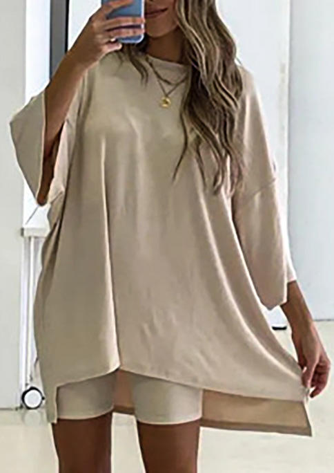

Sleepwear Half Sleeve Blouse And High Waist Shorts Pajamas Set in Khaki. Size