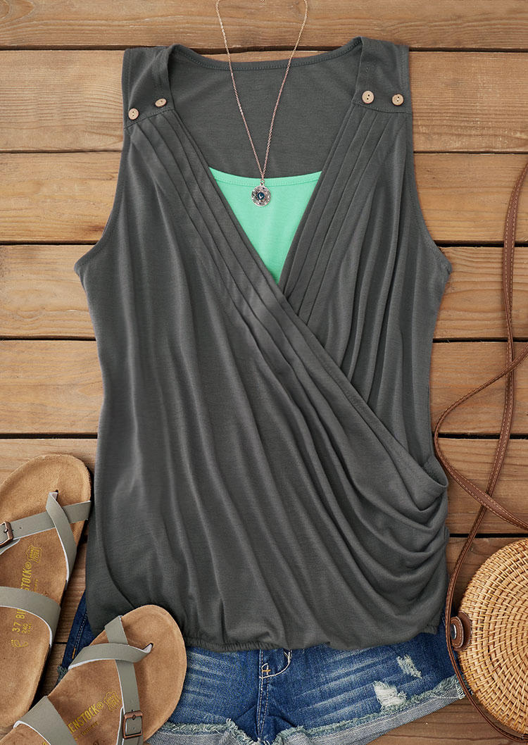 

Tank Tops Ruffled Button Fake Two-Piece Tank Top in Gray. Size: L,M