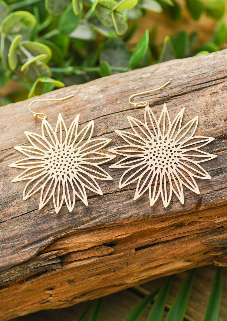 

Earrings Sunflower Hollow Out Keychain Earrings in Gold. Size