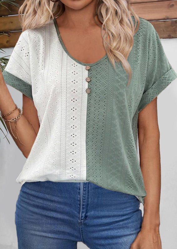 

Blouses Color Block Hollow Out Button Blouse in Multicolor. Size: M,,XL