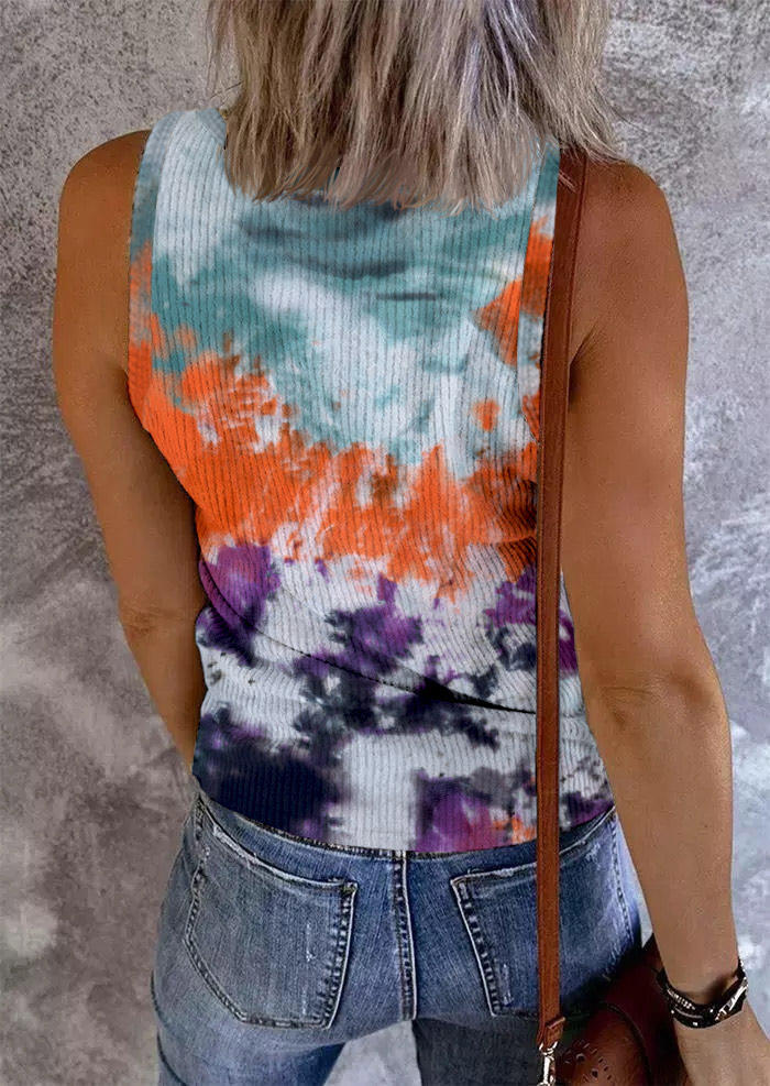 

Tank Tops Perfectly Imperfect Skull Tie Dye Tank Top in Multicolor. Size: L,M,,XL