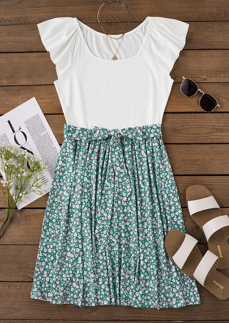 

Mini Dresses Ditsy Floral Butterfly Sleeve Mini Dress with Belt in Multicolor. Size: L,M,,XL