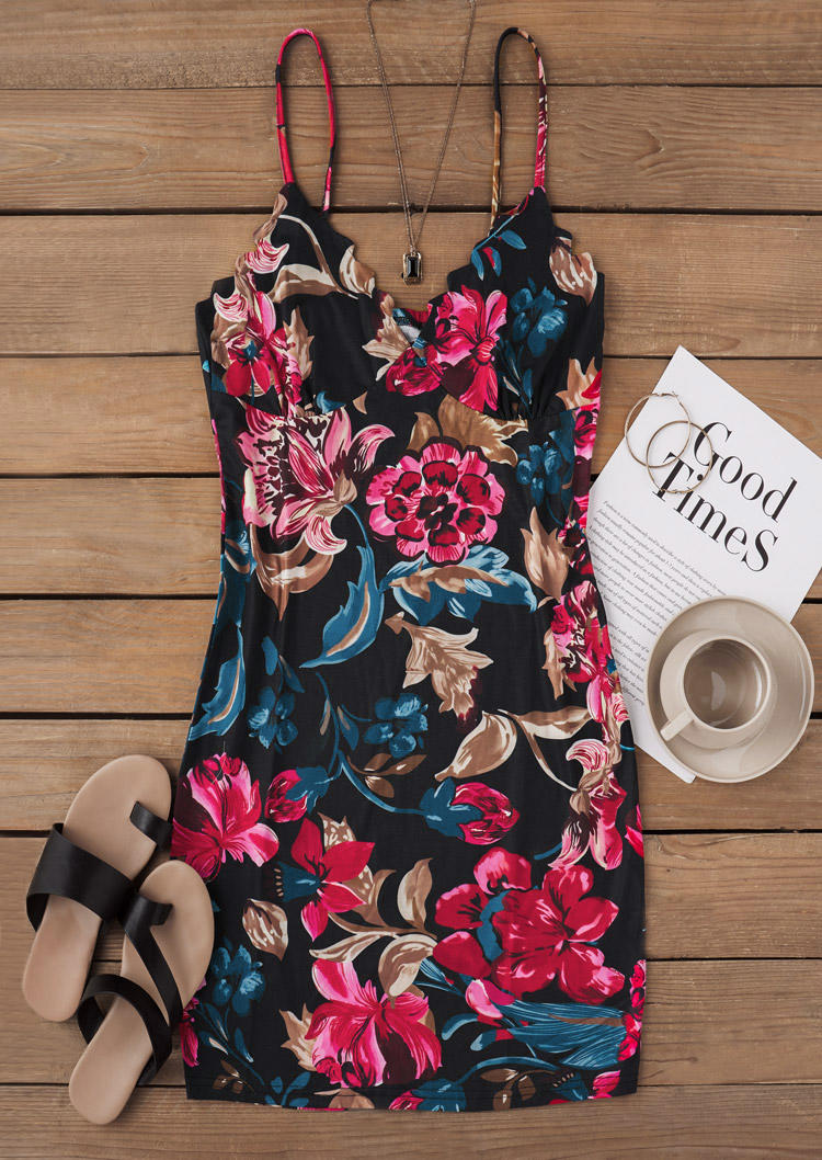 

Bodycon Dresses Floral Open Back Spaghetti Strap Bodycon Dress in Black. Size
