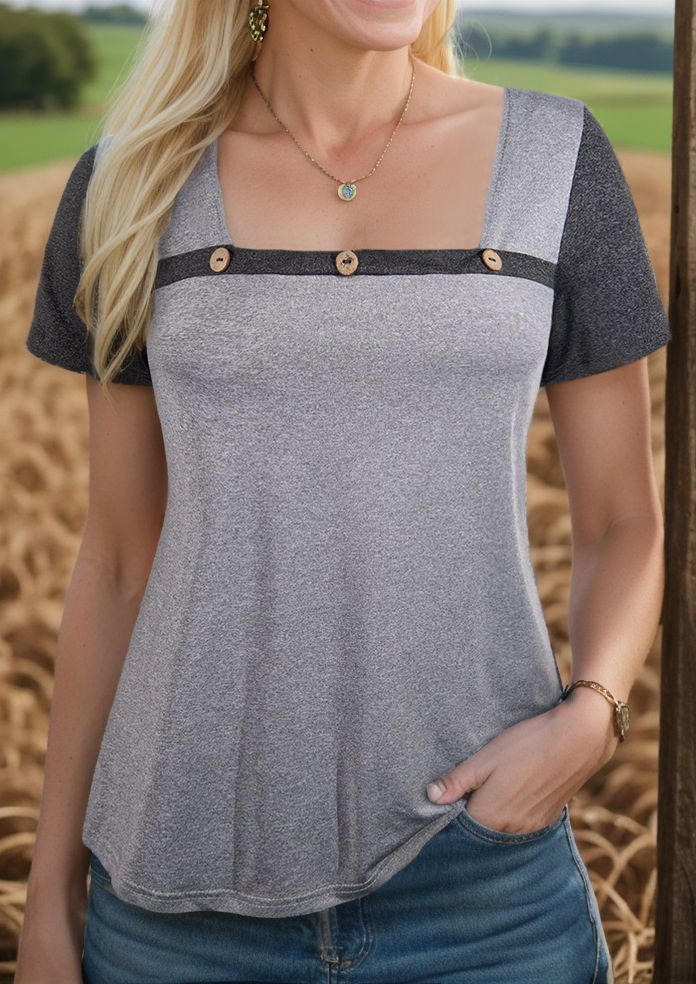 

Blouses Color Block Button Square Collar Blouse in Multicolor. Size: L,M