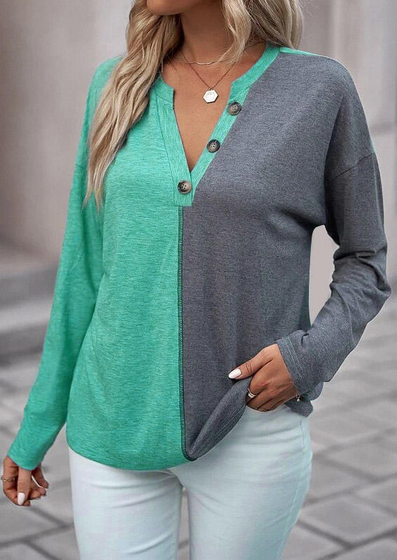 

Blouses Color Block Button Long Sleeve Blouse in Multicolor. Size: L,M,,XL