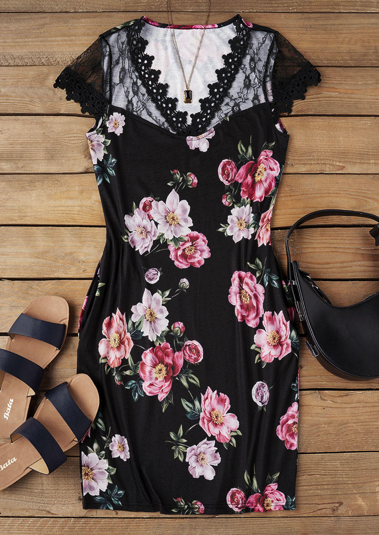 

Mini Dresses Floral Lace Splicing Pocket Mini Dress in Black. Size