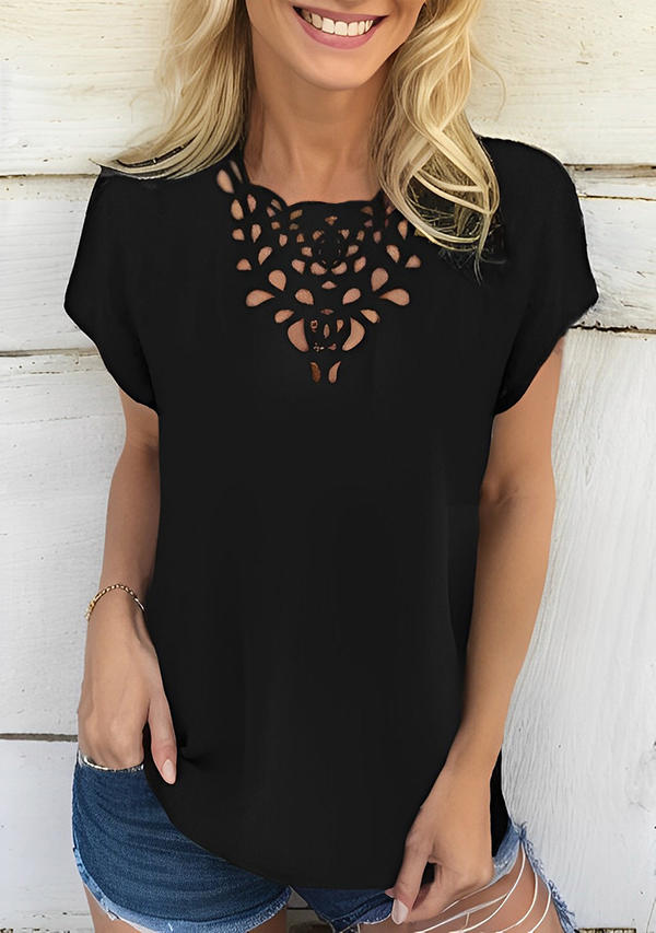 

Blouses Hollow Out Short Sleeve Blouse in Black. Size: L,M,,XL