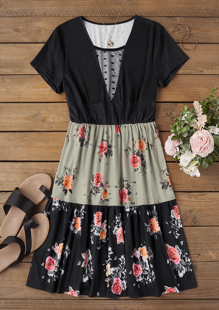 

Mini Dresses Floral Color Block Mesh Ruffled Mini Dress in Black. Size: L,M,,XL