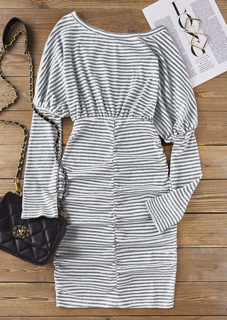 

Bodycon Dresses Striped Ruched Long Sleeve Bodycon Dress in Multicolor. Size: L,M,,XL