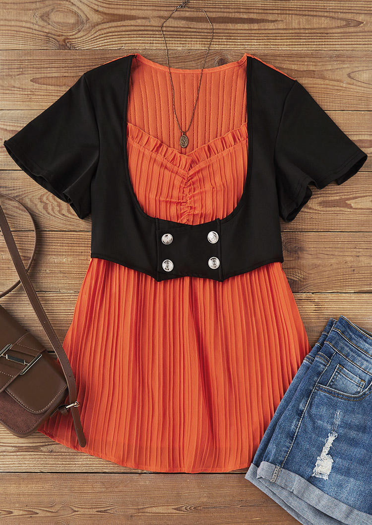 

Blouses Ruffled Button Flare Sleeve Blouse in Orange. Size: L,M,,XL