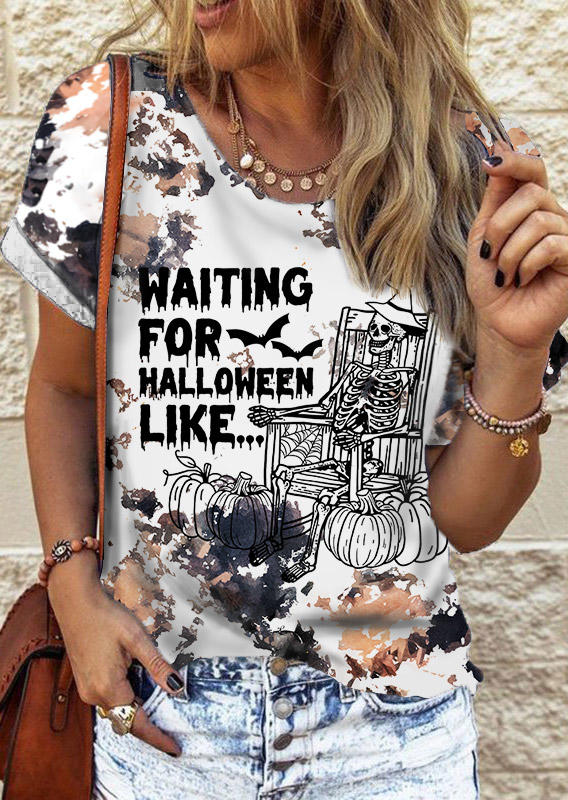 

T-shirts Tees Waiting For Halloween Skeleton Pumpkin Bleached T-Shirt Tee in Multicolor. Size: L,M,,XL