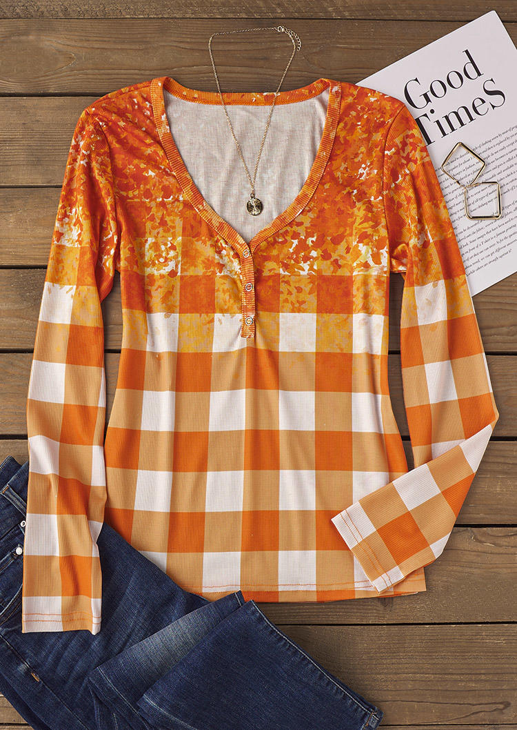 

Blouses Plaid Button Long Sleeve Blouse in Multicolor. Size: L,M,,XL