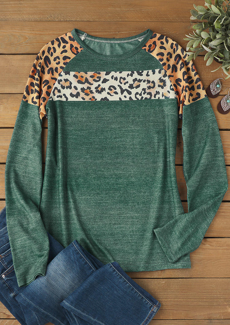 

Blouses Leopard Raglan Sleeve O-Neck Blouse - Dark Green in Green. Size: L