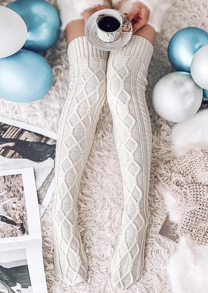 

Knee-High Socks Warm Over Knee Extra Long Knitted Socks in White. Size