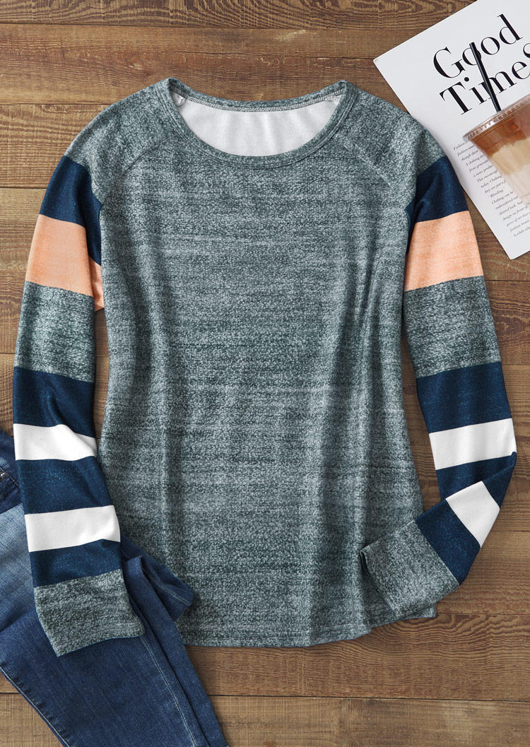 

Blouses Color Block Long Sleeve O-Neck Blouse in Gray. Size: L,,XL