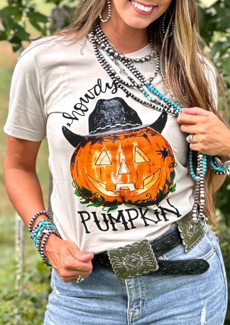 

T-shirts Tees Halloween Howdy Pumpkin T-Shirt Tee in Apricot. Size: L,M,,XL