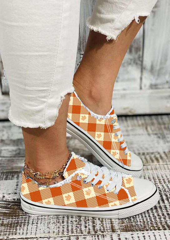 

Sneakers Plaid Striped Maple Leaf Frayed Lace Up Flat Sneakers in Multicolor. Size: ,38,39,40,41