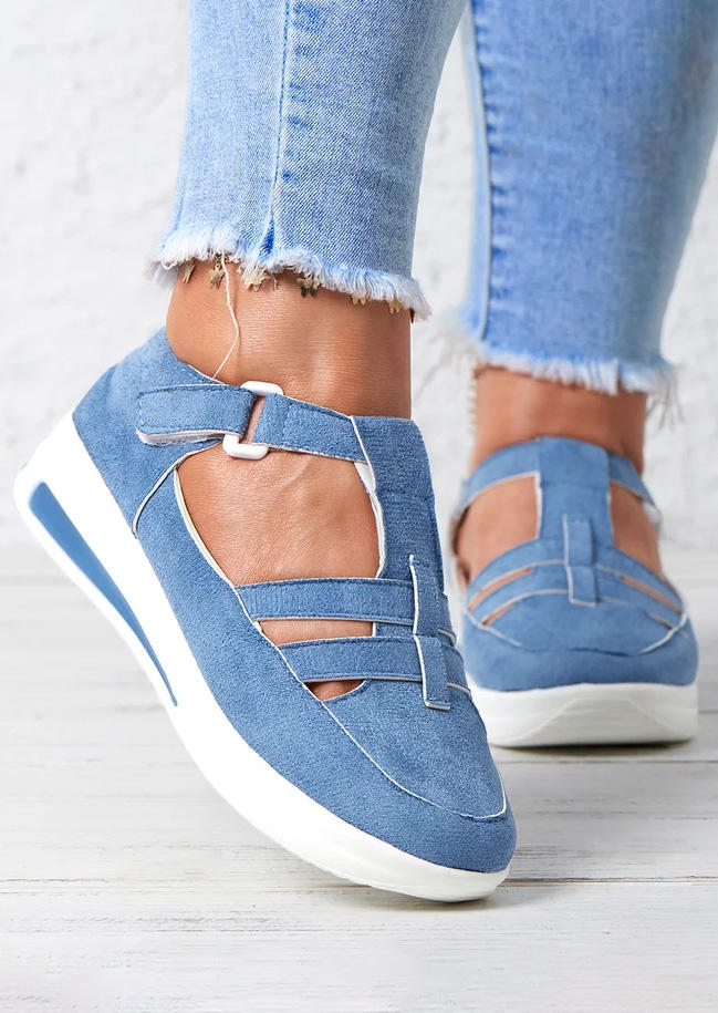 

Sneakers Hollow Out Round Toe Platforms Sneakers in Blue. Size: ,38,39,40