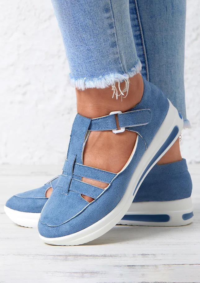 Hollow Out Round Toe Platforms Sneakers - Blue