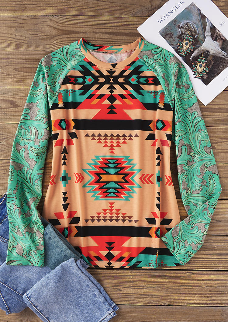 

Blouses Aztec Geometric Western Long Sleeve Blouse in Multicolor. Size: L,M,,XL