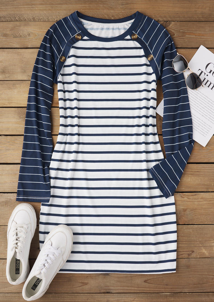 

Mini Dresses Striped Button Long Sleeve Mini Dress in Multicolor. Size: L,M,,XL