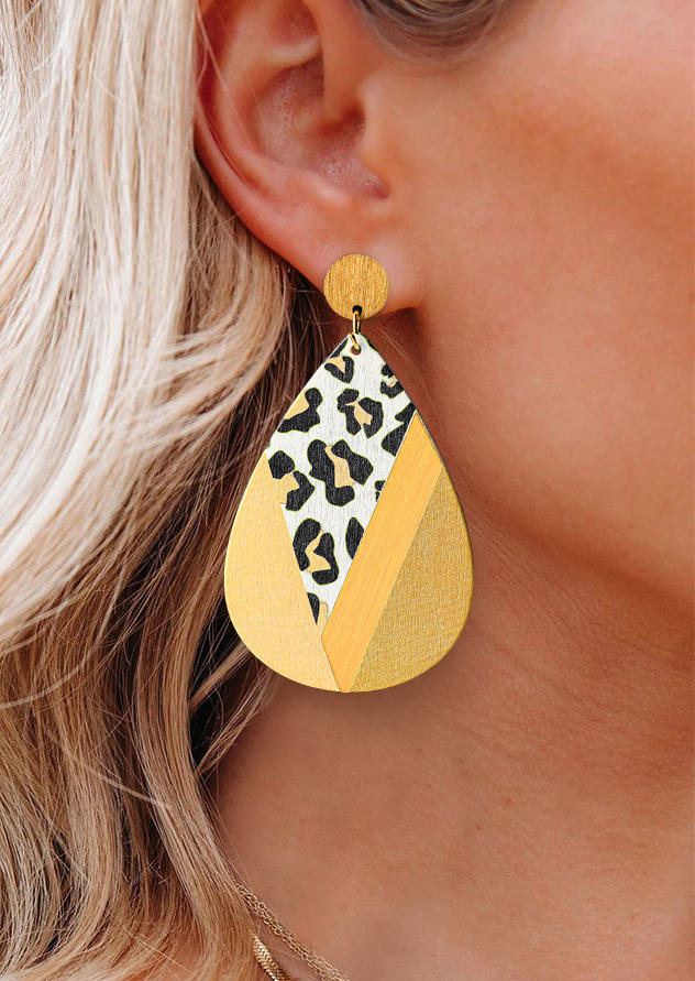 

Earrings Leopard Color-Blocked Water Drop Earrings in Yellow. Size