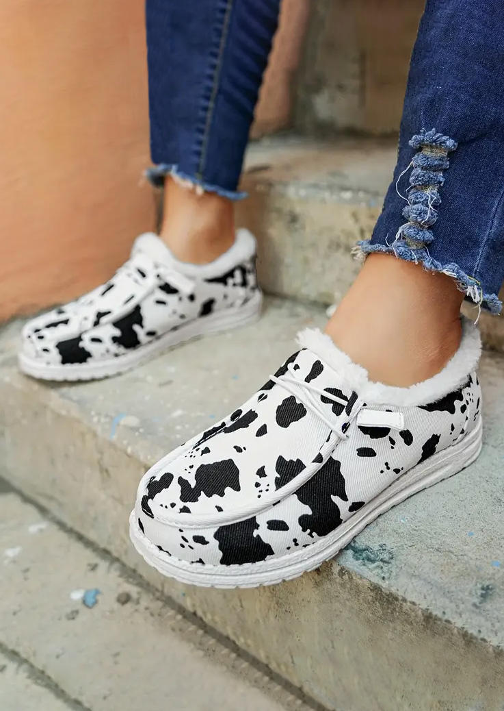 

Sneakers Cow Lace Up Plush Warm Flat Sneakers in Multicolor. Size