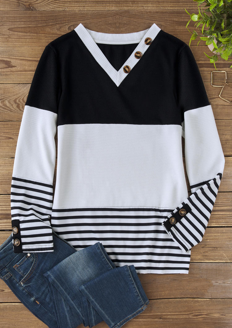 

Blouses Color-Blocked Striped Button V-Neck Blouse in Multicolor. Size: L,M,,XL
