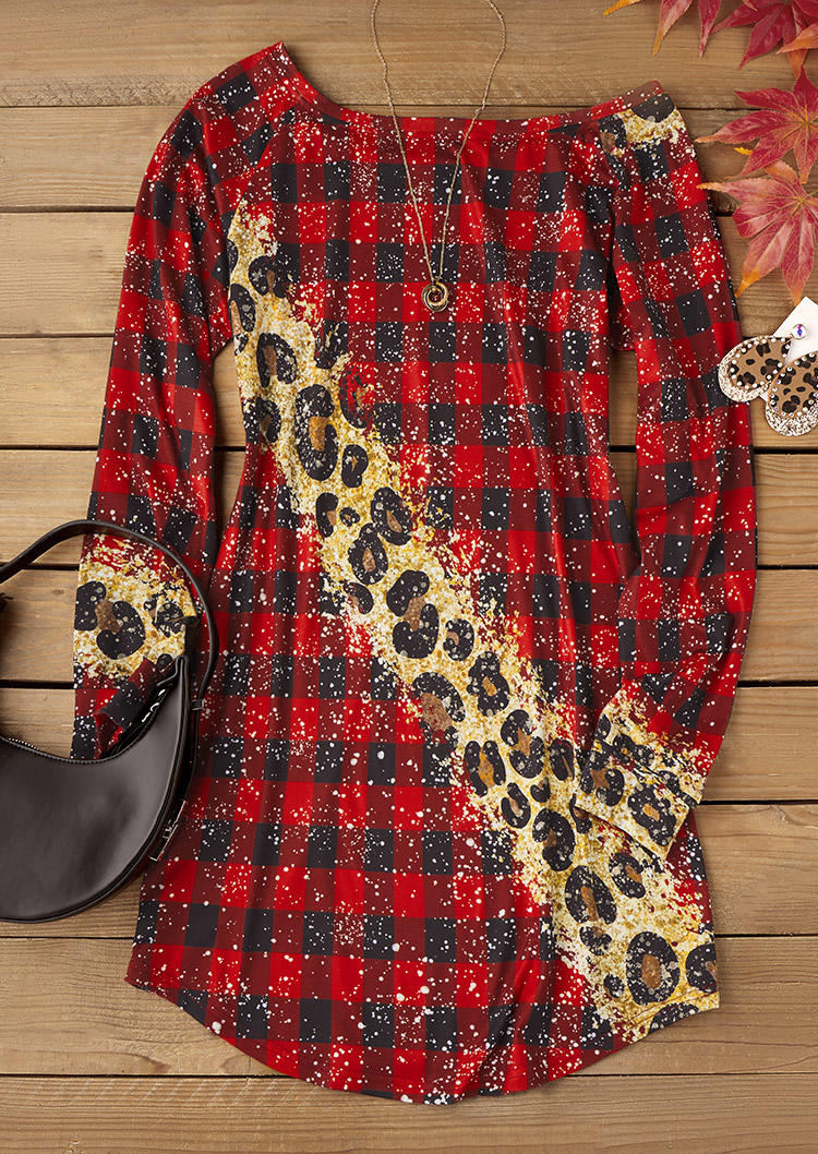 

Sweatshirt Dresses Leopard Plaid Glitter Sweatshirt Dress in Multicolor. Size: L,M,,XL