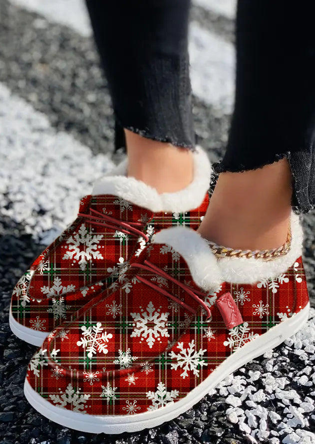 

Boots Christmas Snowflake Plaid Winter Warm Snow Boots in Multicolor. Size: ,38,39,40,41