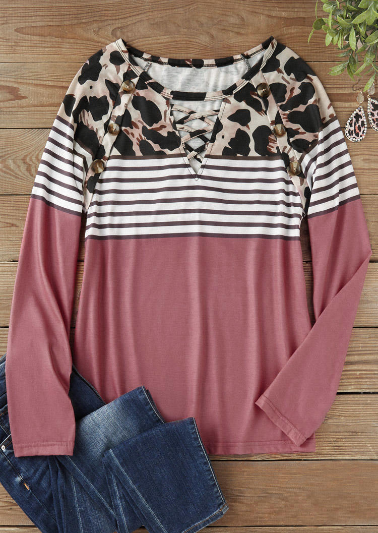 

Blouses Striped Leopard Color-Blocked Keyhole Neck Blouse in Multicolor. Size: L,M,,XL