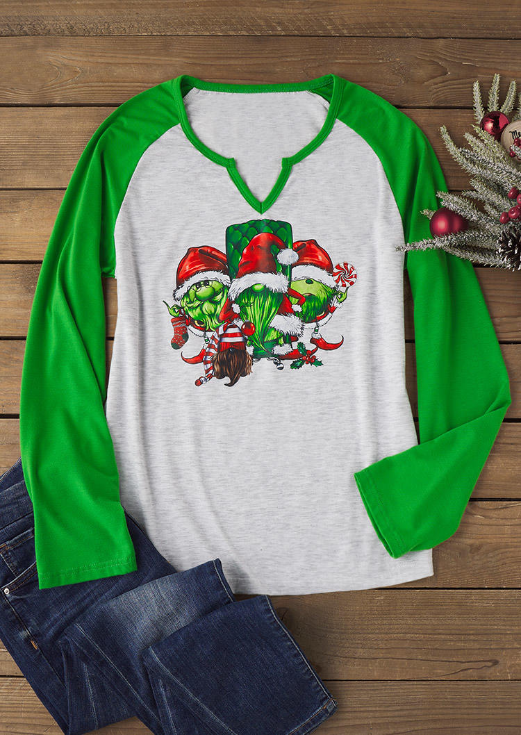 

Blouses Christmas Gnomies Notched Neck Blouse in Green. Size: L,M,,XL