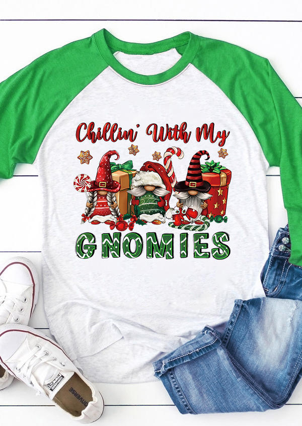 

T-shirts Tees Christmas Chillin' With My Gnomies T-Shirt Tee in White. Size: L,M,,XL
