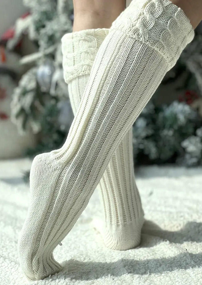 

Knee-High Socks Warm Thigh-High Crimping Knitted Socks in White. Size