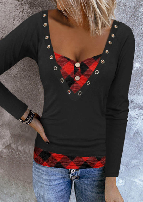 

Blouses Plaid Gothic Eyelet Fake Two-Piece Blouse in Black. Size: L,M,,XL